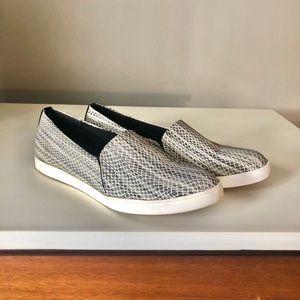 Faux snake skin, memory foam, cool fit slip-ons